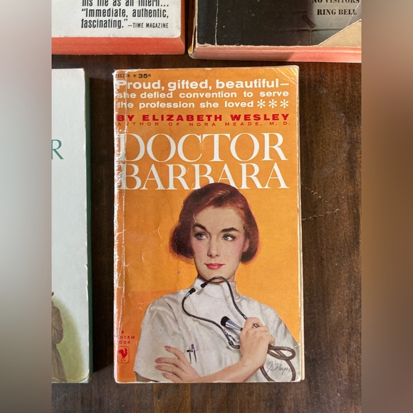 Vintage Lot of Five Books! Medical-Themed - Romance - Rare and Weird Books 1960s - Picture 6 of 15